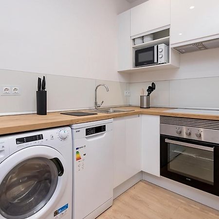 Appartamento Bhost - Ferraz 74 Madrid Esterno foto