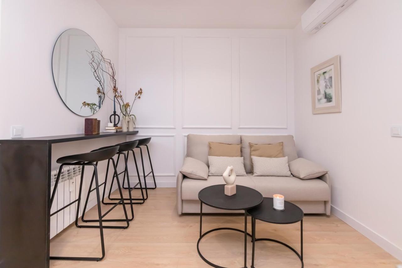 Appartamento Bhost - Ferraz 74 Madrid Esterno foto