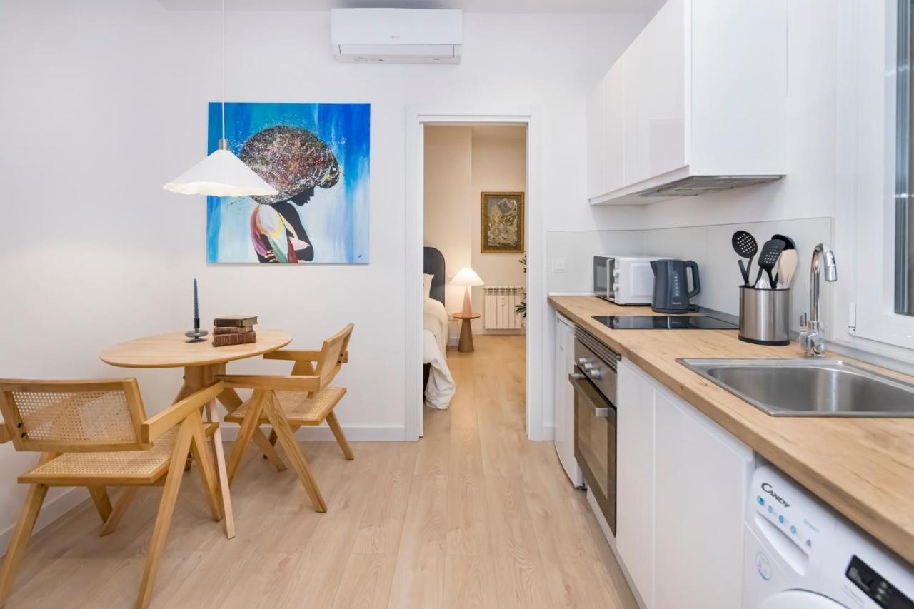 Appartamento Bhost - Ferraz 74 Madrid Esterno foto