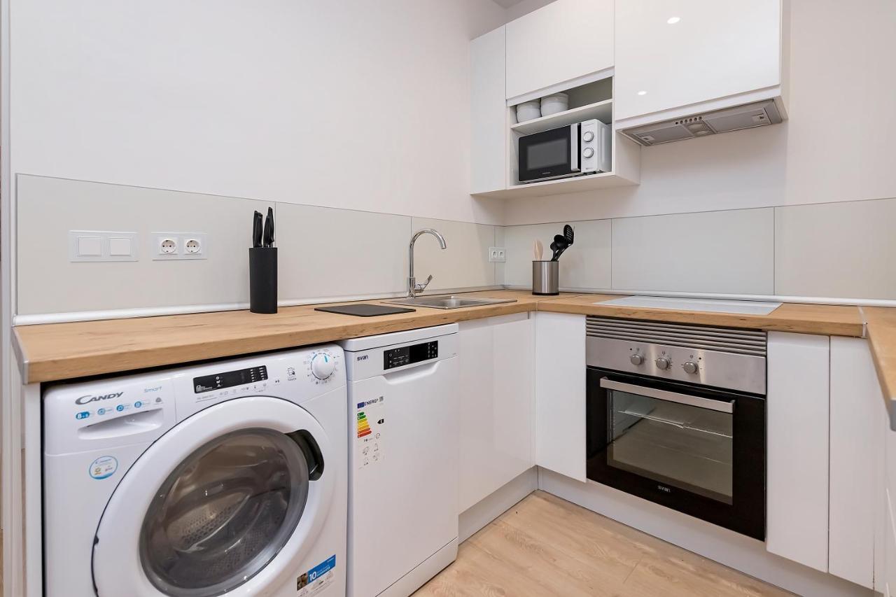 Appartamento Bhost - Ferraz 74 Madrid Esterno foto