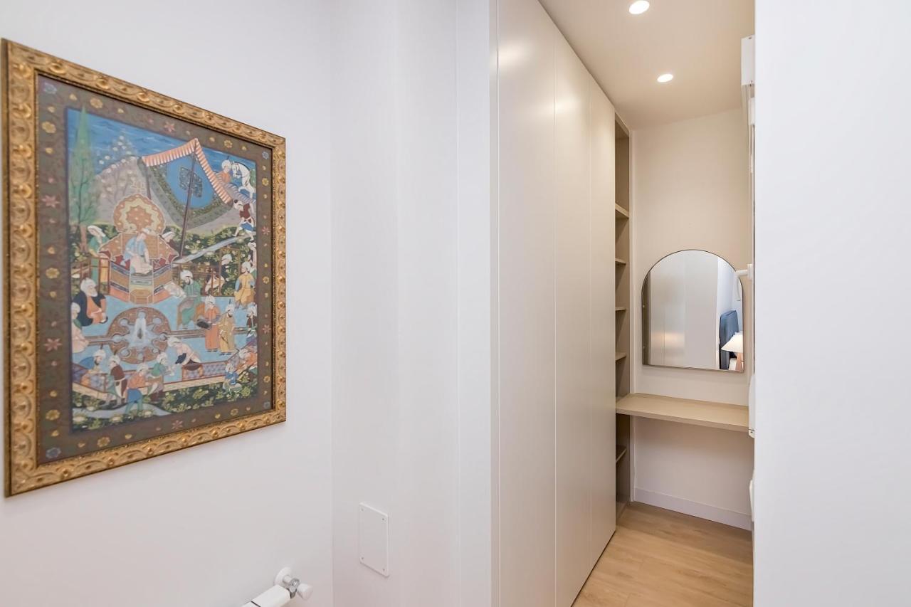 Appartamento Bhost - Ferraz 74 Madrid Esterno foto