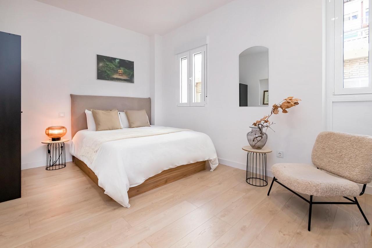 Appartamento Bhost - Ferraz 74 Madrid Esterno foto