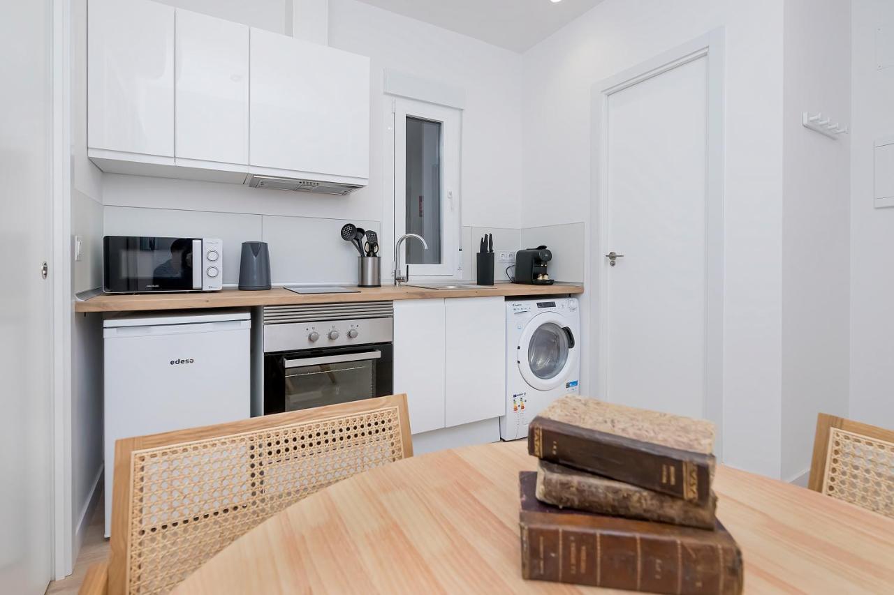 Appartamento Bhost - Ferraz 74 Madrid Esterno foto