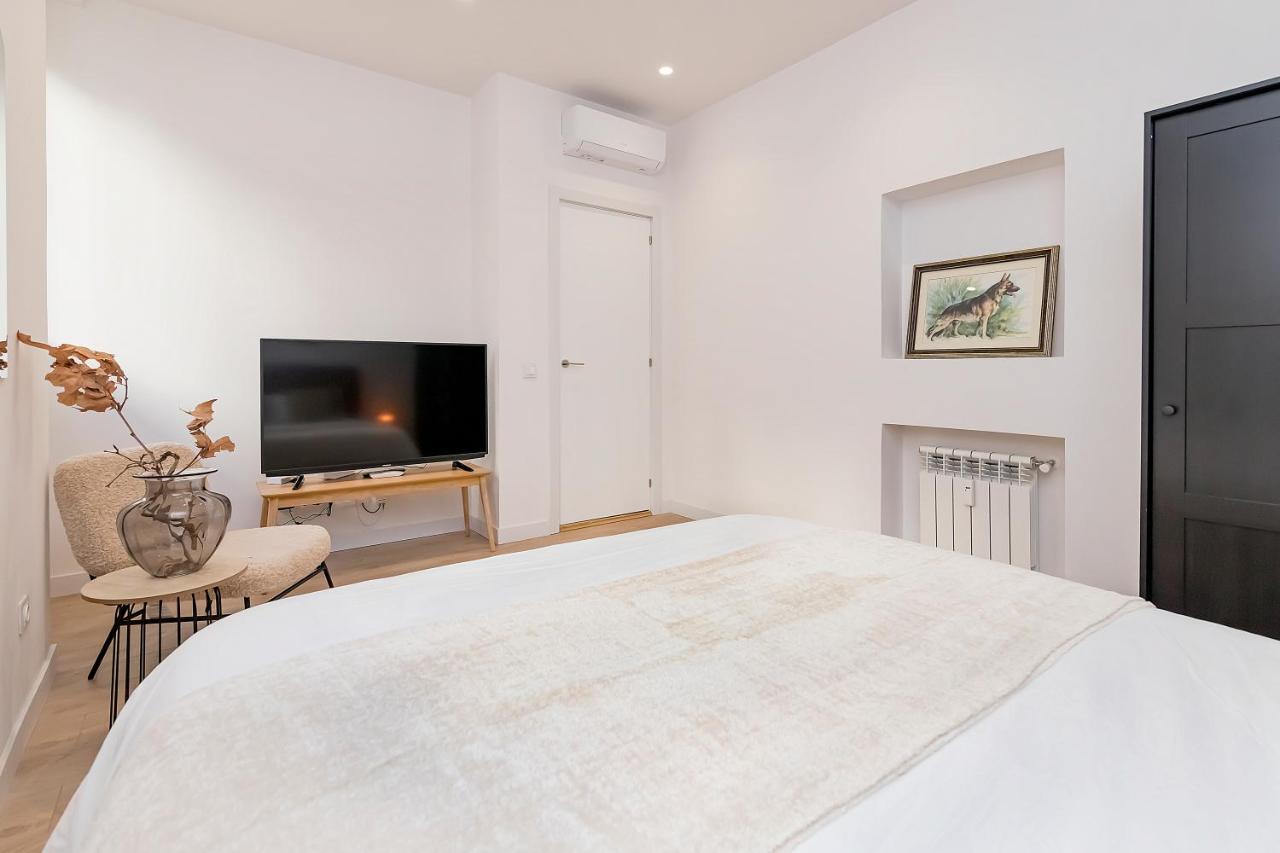 Appartamento Bhost - Ferraz 74 Madrid Esterno foto