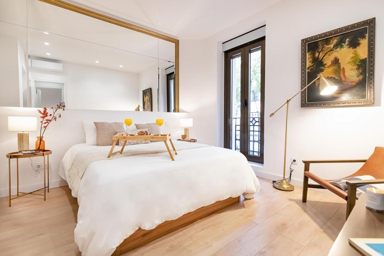 Appartamento Bhost - Ferraz 74 Madrid Esterno foto