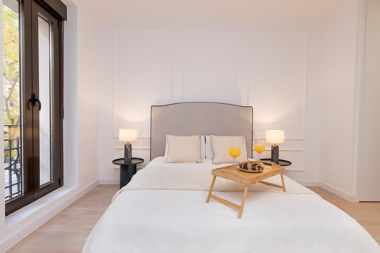 Appartamento Bhost - Ferraz 74 Madrid Esterno foto