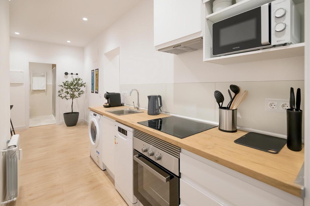 Appartamento Bhost - Ferraz 74 Madrid Esterno foto